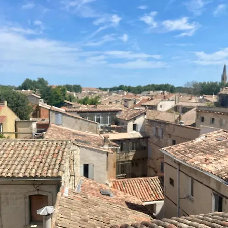 Le Toit D'avignon - Intra-muros - Terrasse Vue Palais Des Papes - Ideal Festival - Climatisation - Wifi Apartment *